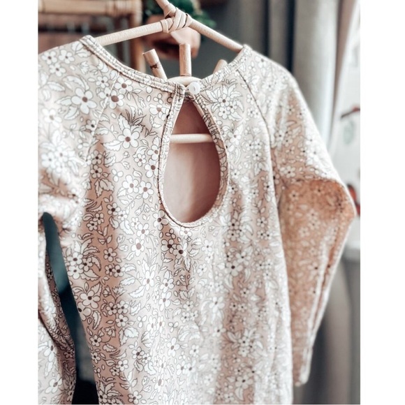 Quincy Mae Blooming Floral Flutter Rash Guard Swimsuit 3/4 - Picture 5 of 8